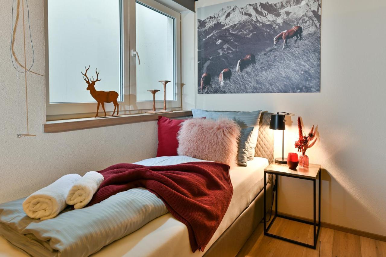 Boutique Chalets Alpi - Private Sauna & Cinema Garmisch-Partenkirchen Eksteriør billede