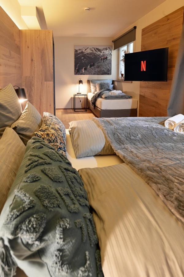 Boutique Chalets Alpi - Private Sauna & Cinema Garmisch-Partenkirchen Eksteriør billede