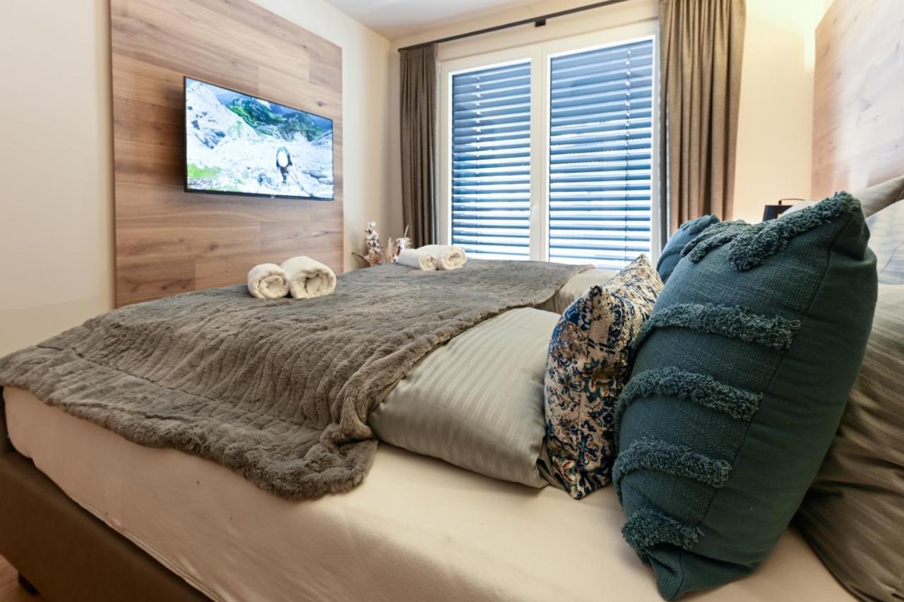 Boutique Chalets Alpi - Private Sauna & Cinema Garmisch-Partenkirchen Eksteriør billede