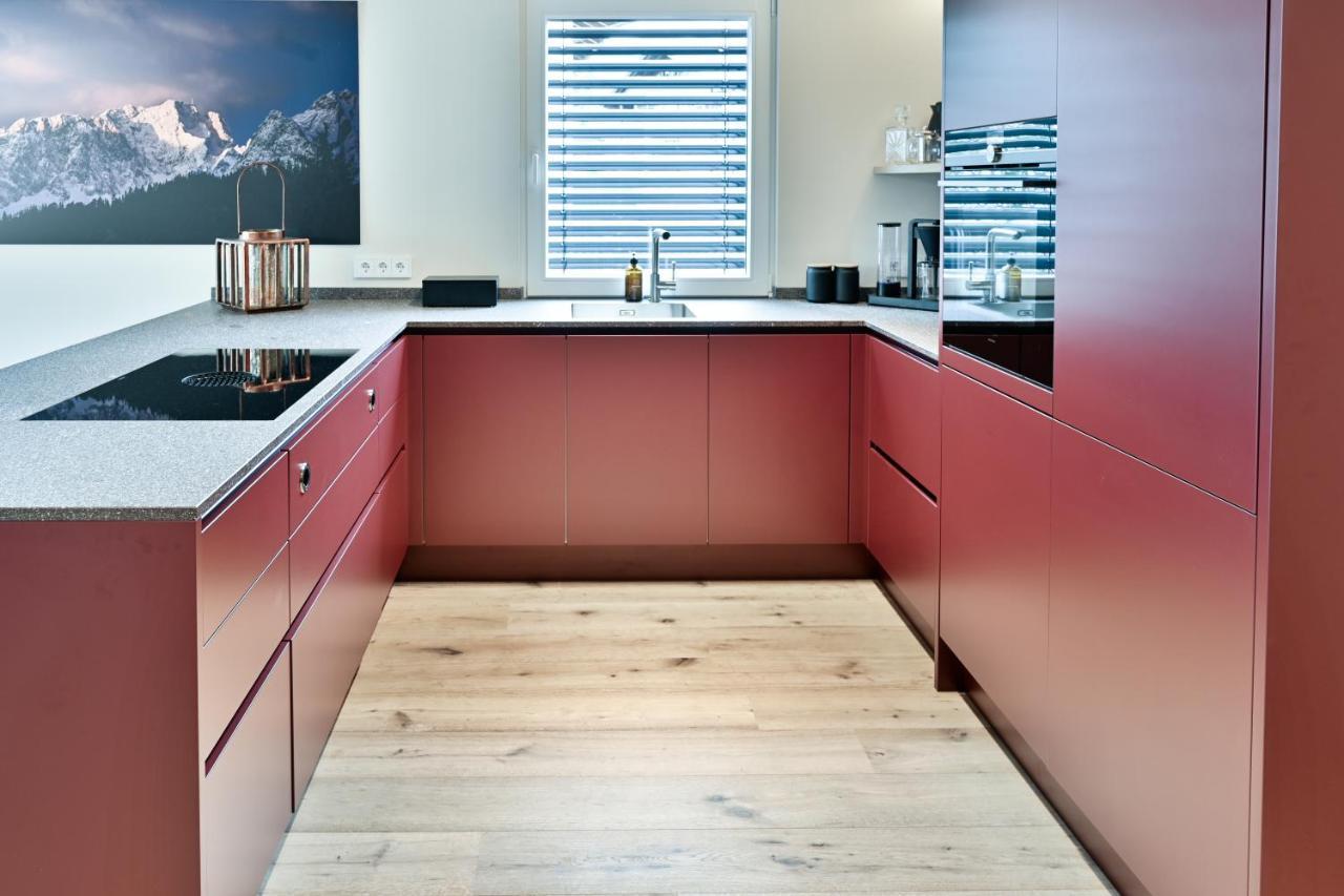 Boutique Chalets Alpi - Private Sauna & Cinema Garmisch-Partenkirchen Eksteriør billede