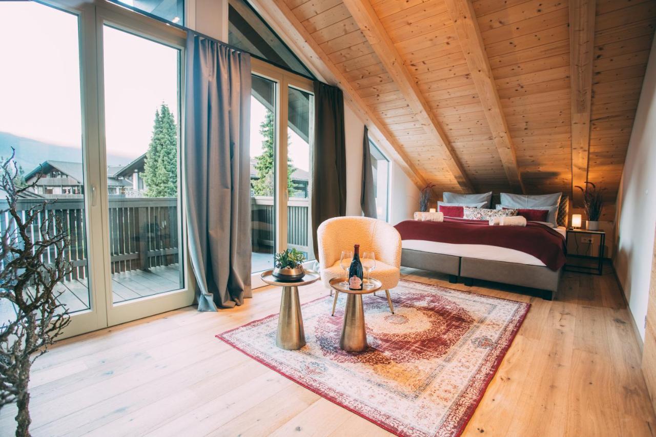Boutique Chalets Alpi - Private Sauna & Cinema Garmisch-Partenkirchen Eksteriør billede