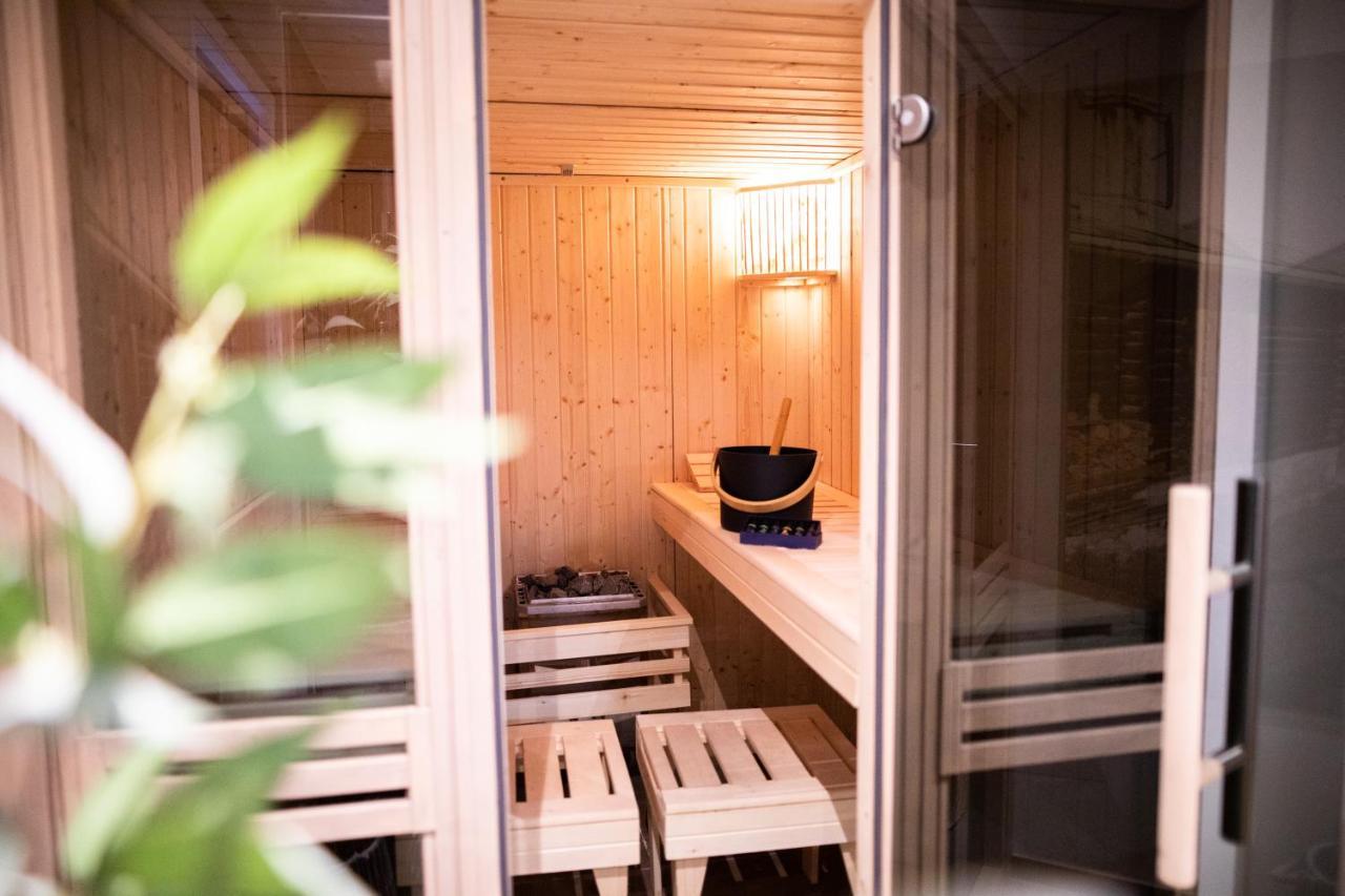 Boutique Chalets Alpi - Private Sauna & Cinema Garmisch-Partenkirchen Eksteriør billede